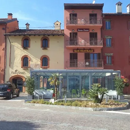 Nuovo Bar Vendégház Gravedona