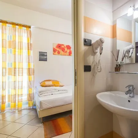 Pensión Nuovo Bar 4*