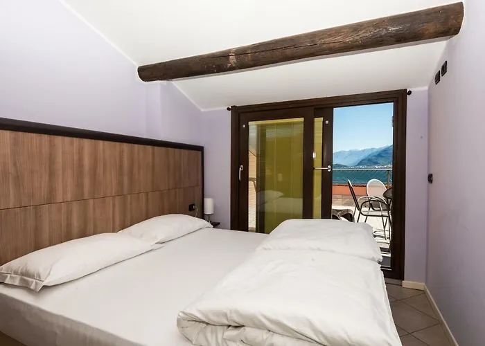 Nuovo Bar Gasthuis 4*