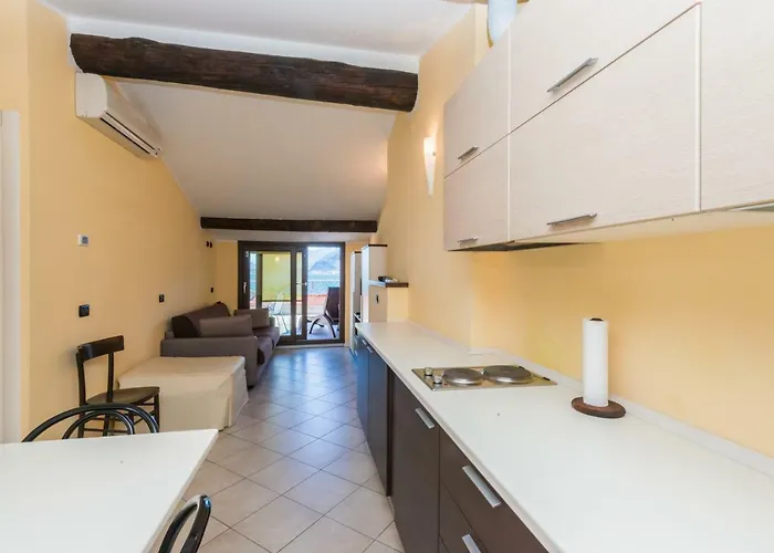 Nuovo Bar 4* Граведона